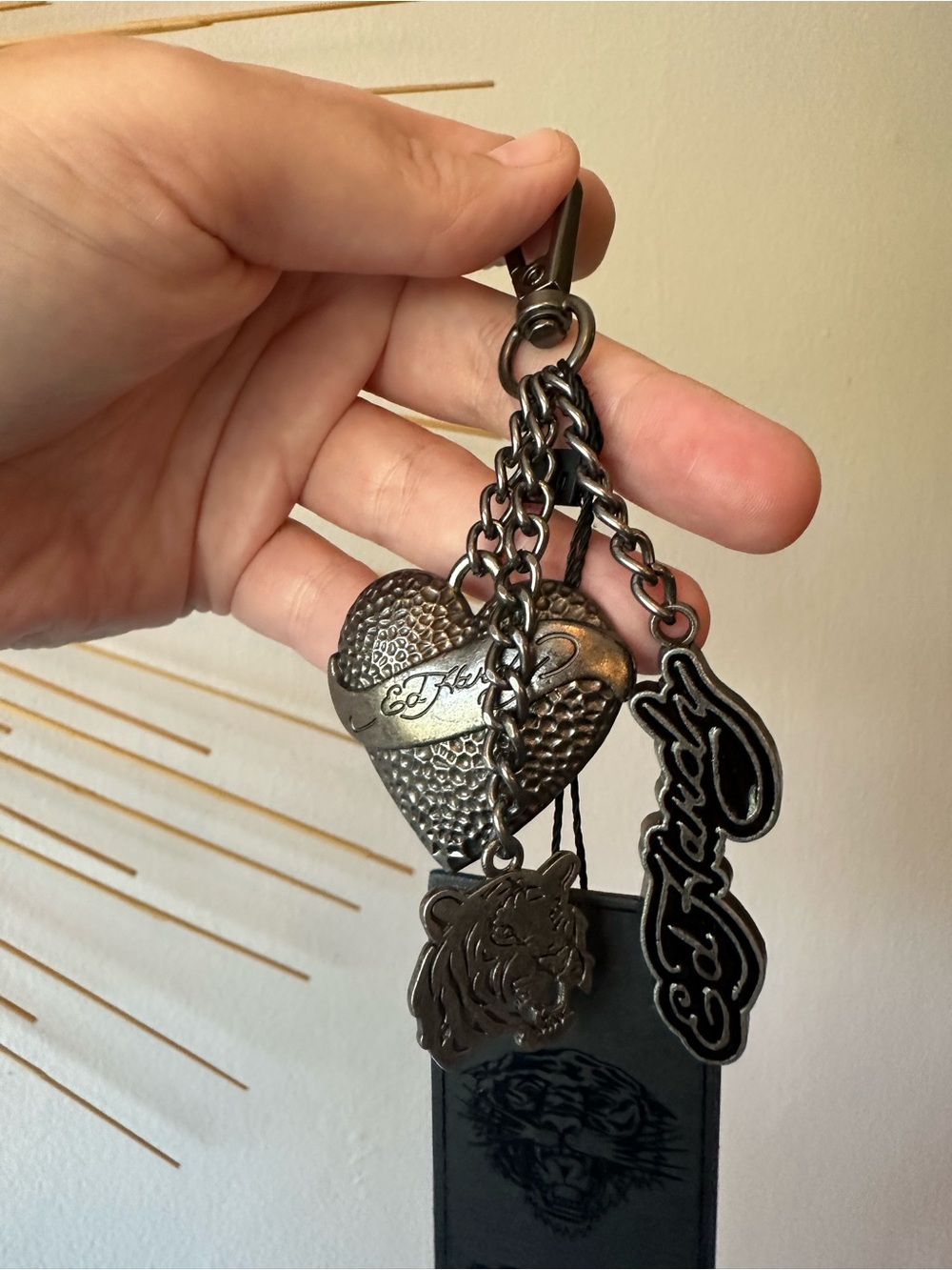 Ed Hardy Silver-Tone Bag Charm Keychain w/ Metal Heart Tiger & Script Charms NWT - Picture 4 of 4